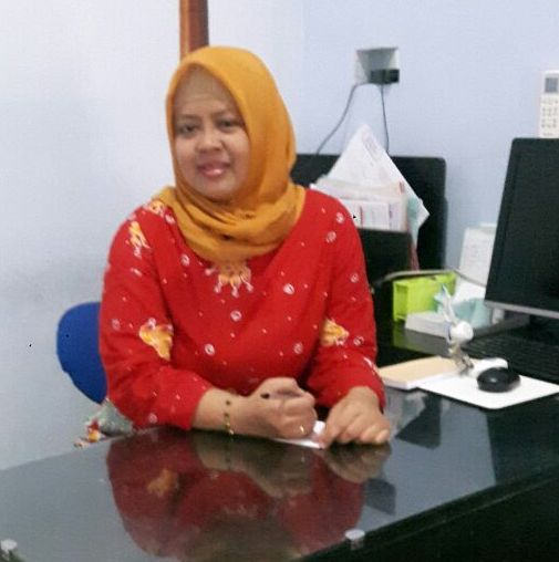 dr. Asri Rahmawati, SpKK. (Dokter Spesialis di RSUD Soekandar dan CEO Klinik kencana Mojosari)