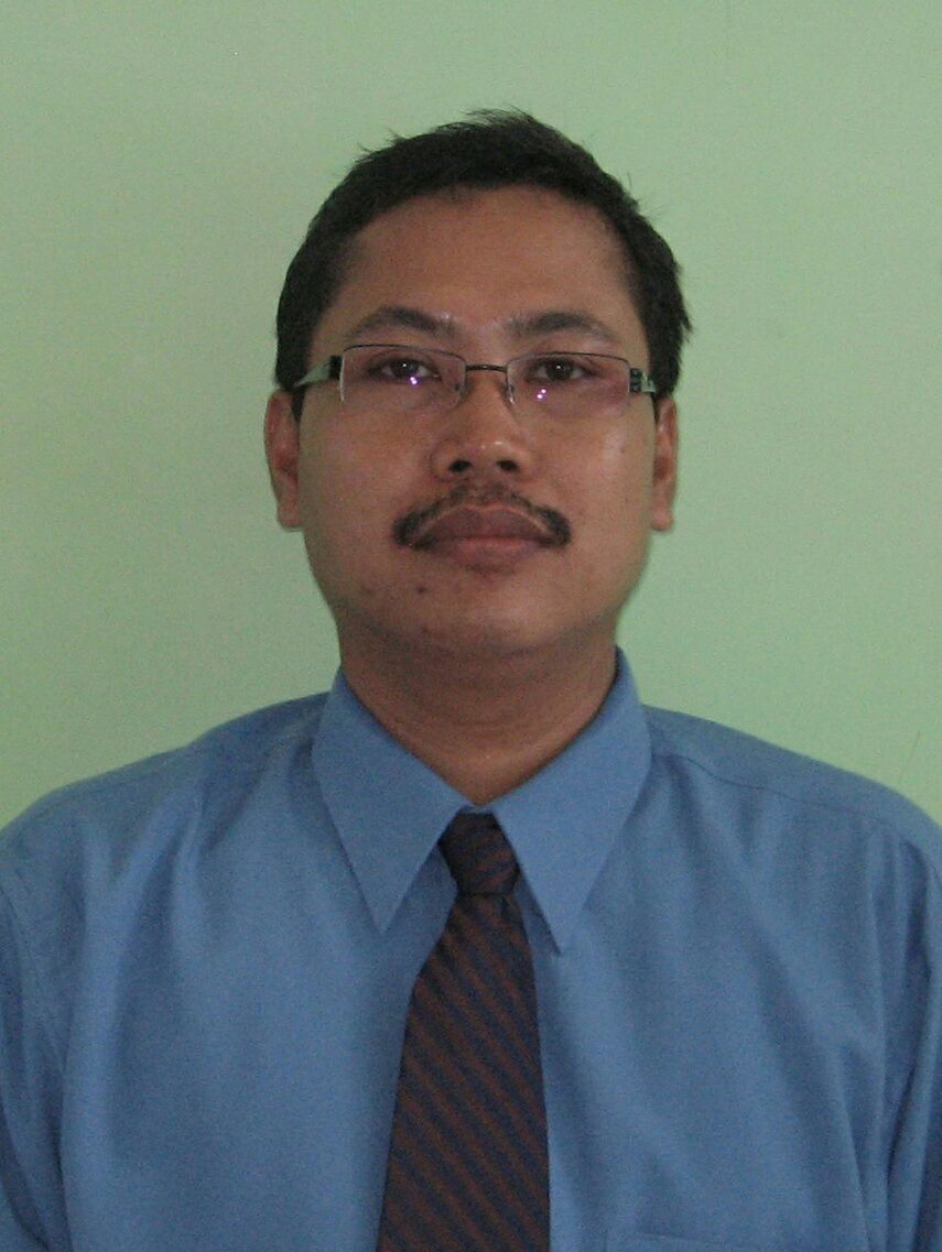 Arif Efendi (Pemerhati Pendidikan, Pendidik di SMKN Mojoanyar, Kepala Sekolah, Periode 2002-2008 , SMPN 2 Plus Pandan Nauli, SUMUT)